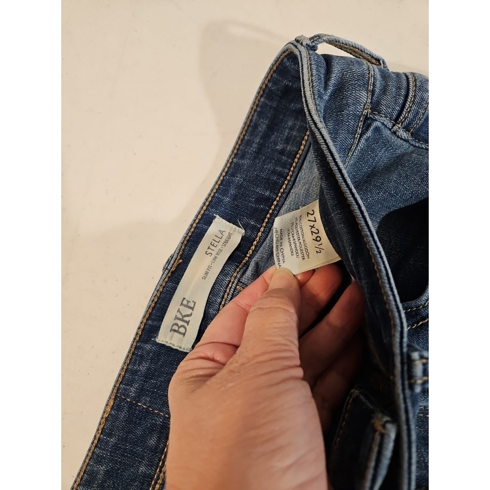 BKE Buckle Stella Slim Fit Low Rise Straight Jeans 27x29.5 Distressed Whisk(1409 - Picture 4 of 9